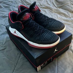 Air Jordan 32 Flyknit Low ‘Banned’ Men’s Size 11.5
